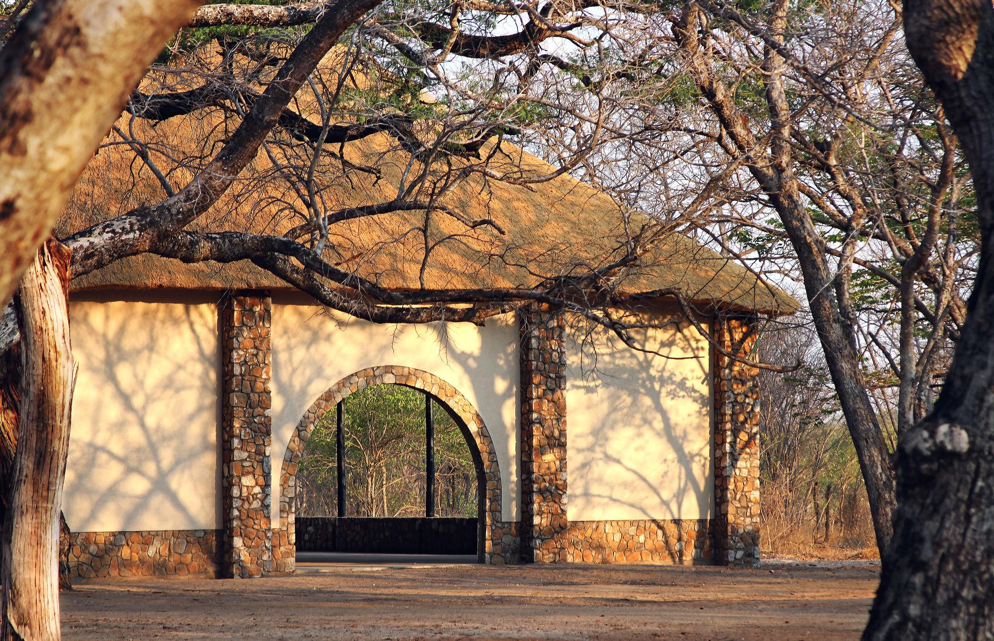 Gwango Elephant Lodge Dete Εξωτερικό φωτογραφία